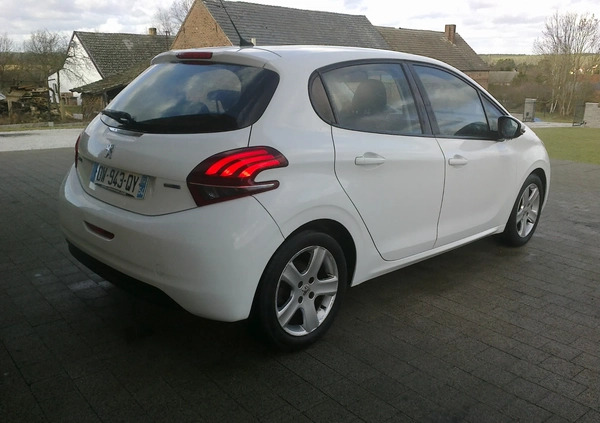 Peugeot 208 cena 22900 przebieg: 148000, rok produkcji 2015 z Góra małe 46